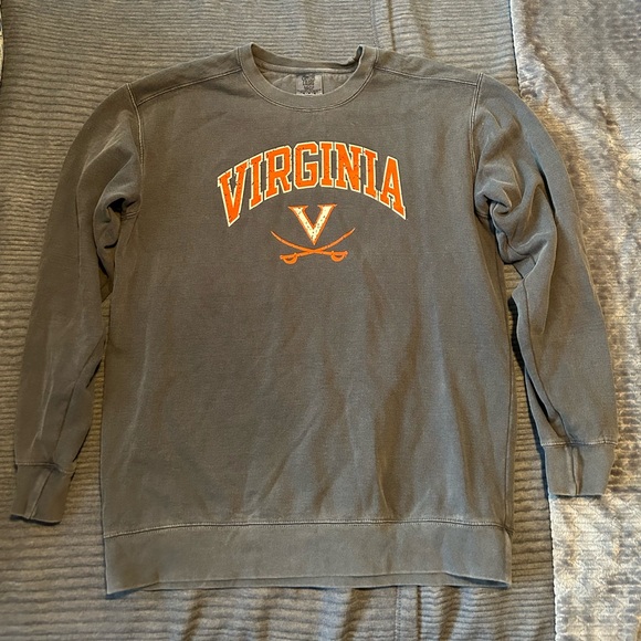 Comfort Colors Tops - UVA Comfort Colors Crewneck